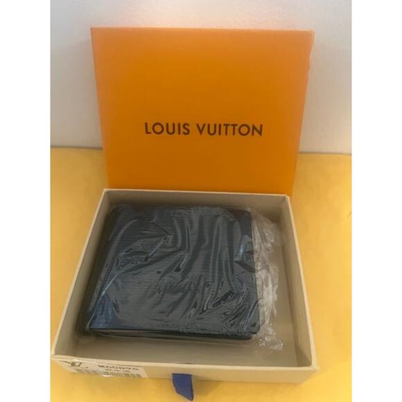 Louis Vuitton Black Multiple Wallet - Picture 1 of 3